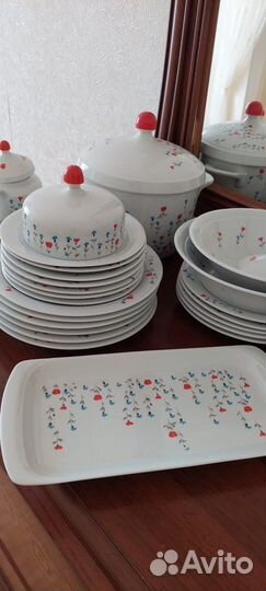 Набор столовой посуды