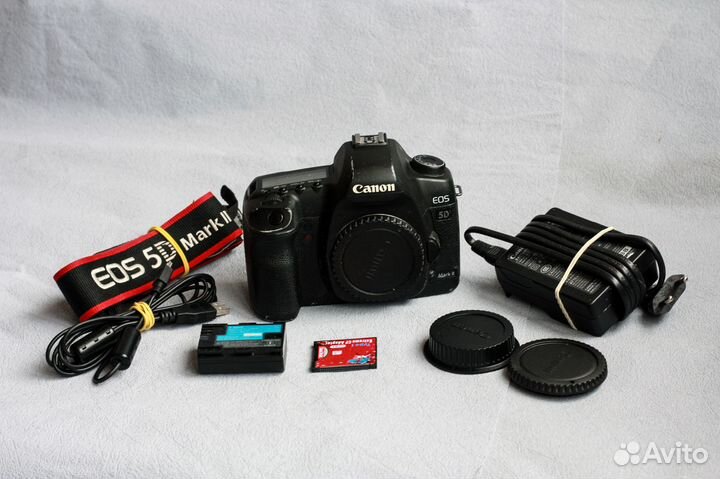 Фотоаппарат Canon 5D Mark II
