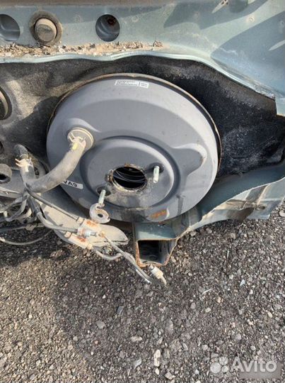 Вакуумный усилитель тормозов Toyota Camry V40