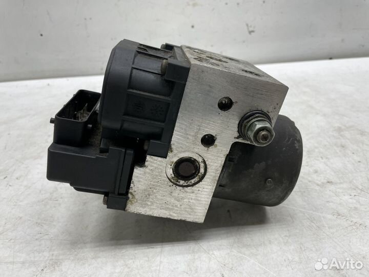 Блок ABS Volkswagen Passat B5 8E0614111AB