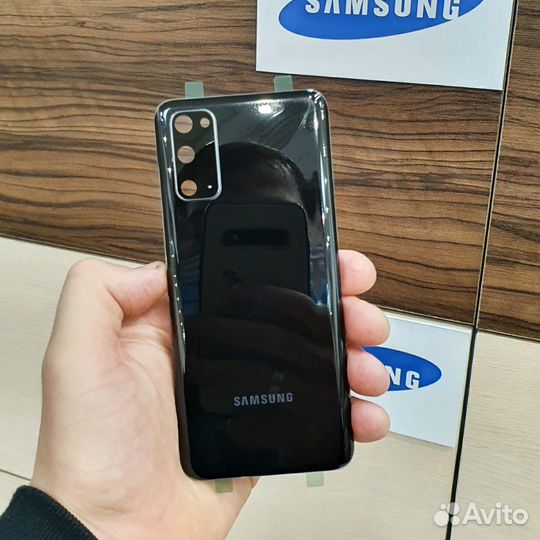 Задняя крышка Samsung S20 / S20 Plus копия оригина