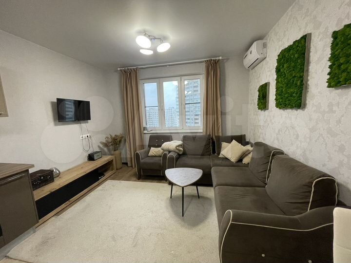 2-к. квартира, 43,5 м², 17/25 эт.