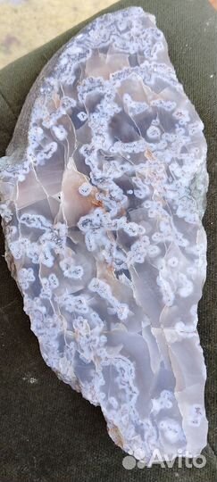 Полированный с обеих сторон срез агата