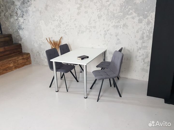 Компьютерный стол Белый 130*80 см. Хром ножки