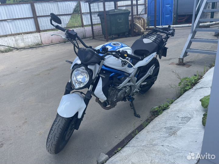 Suzuki SFV 650