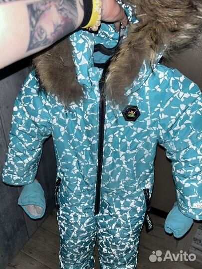 Зимний комбинезон для девочки