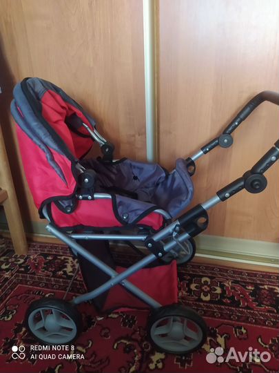 Кукольная коляска для куклы