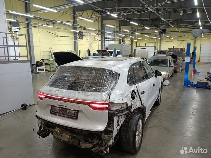 Porsche Cayenne 3.0 AT, 2019, битый, 6 000 км