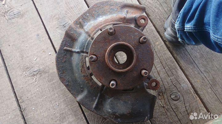 Ступица, поворотный кулак