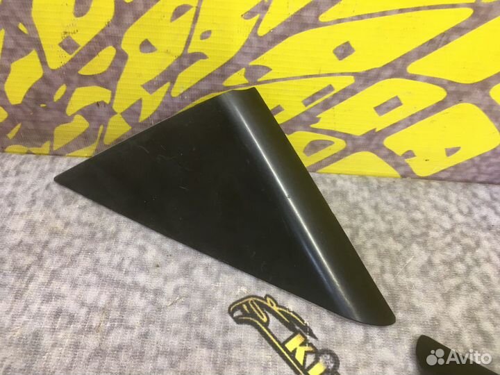 Крышка Уголок Накладка зеркала Эстина Фора