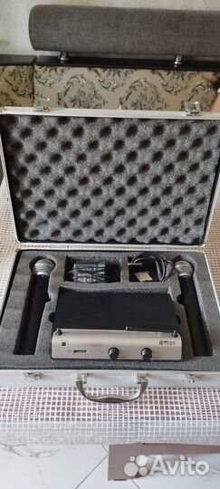 Беспроводные микрофоны Max UTZ-58