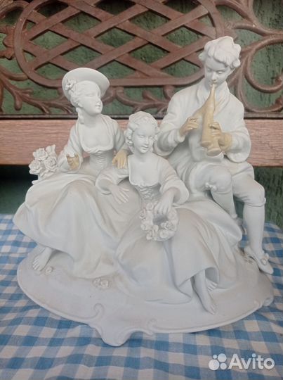 Фарфоровые статуэтки германия