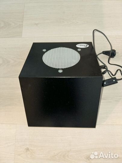 Пылесос для маникюра (настольный)