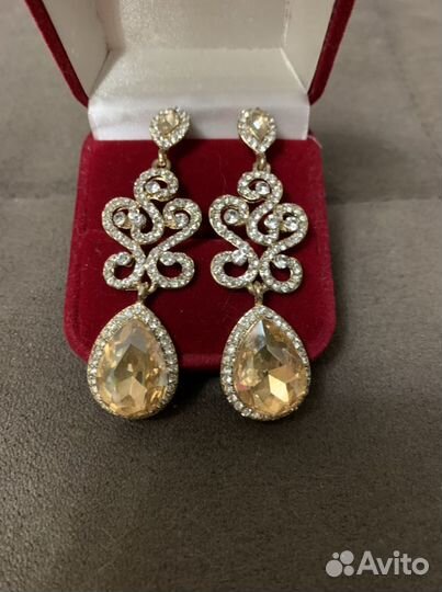 Серьги бижутерия