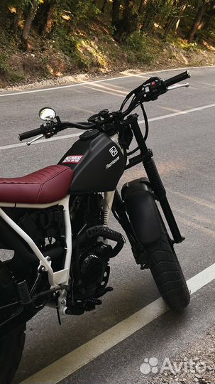 Мотоцикл yamaha TW 200