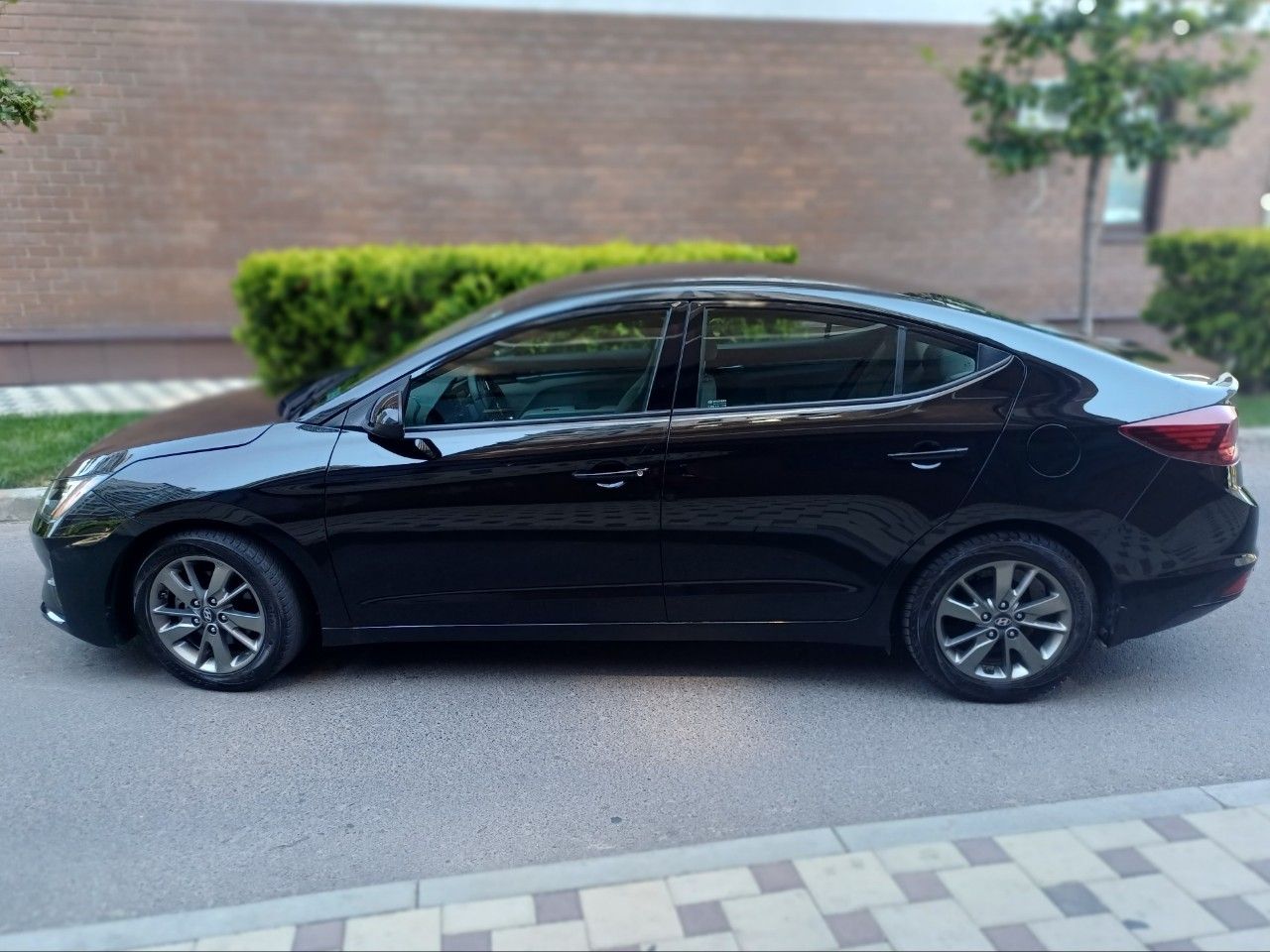 Hyundai Elantra: фото владельца