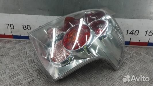 Фонарь задний правый toyota corolla verso 2 (BBR03