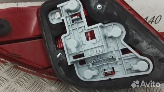 Фонарь задний правый mercedes benz C-class W204 (L