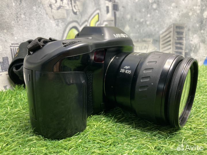 Minolta Dynax 9Xi + 28-105mm 3.5-4.5 Xi