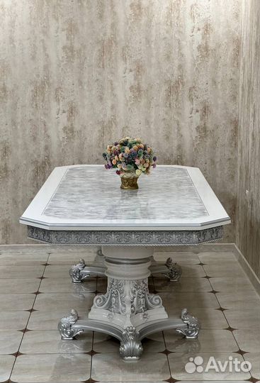 Столы и стулья новыекухонный столстолы и стулья