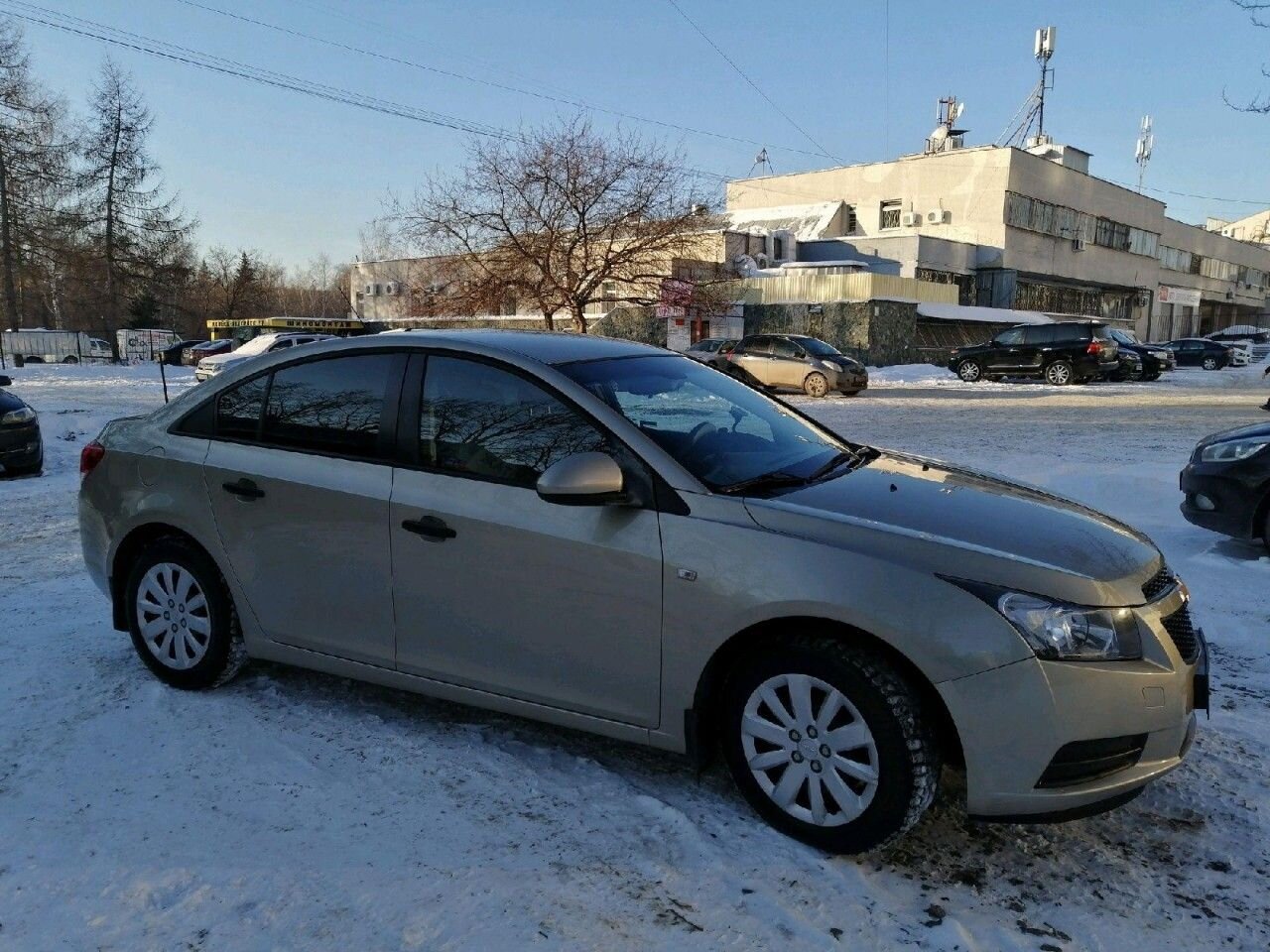 Chevrolet Cruze: фото владельца