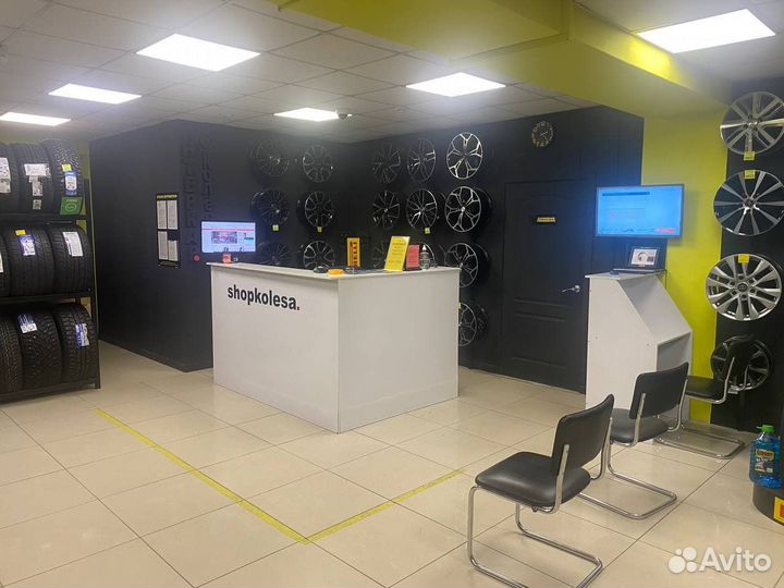 Sonix L-Zeal 56 315/35 R21