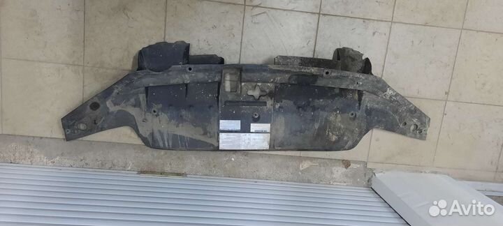 Накладка панели пер. Toyota LC200/2017