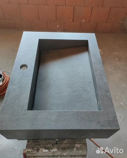 Раковина под камень из керамогранита