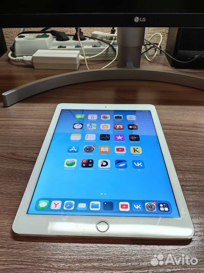Планшет apple iPad air 2 16 гб lte
