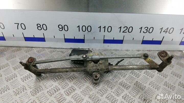 Механизм стеклоочистителя на Skoda Octavia A4