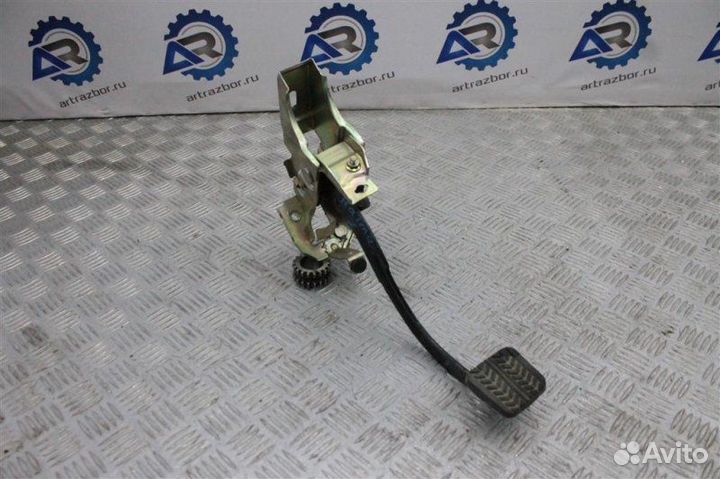 Педаль сцепления Haima Haima 7 2.0 HM484Q 139 Л.С