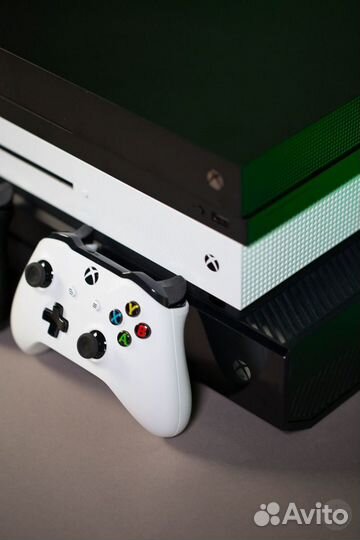 Xbox One, Xbox One S (Медиасалон)