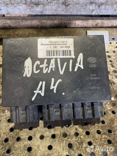 Блок комфорта Skoda Octavia Tour (A4)