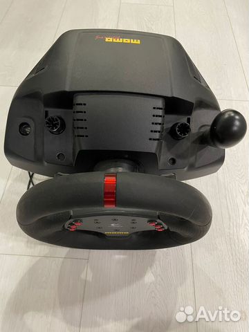 Игровой руль logitech momo racing