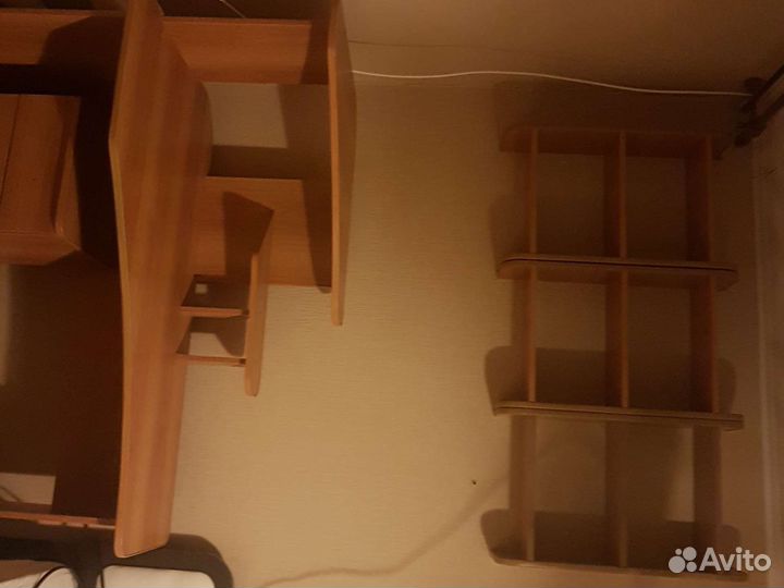 Компьютерный стол, полка, тумба