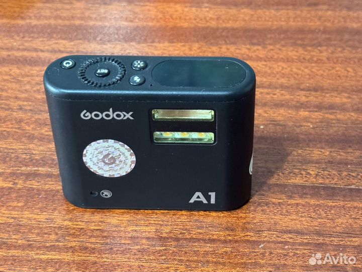 Мобильная фото вспышка Godox A1