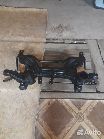 Подрамник passat б3