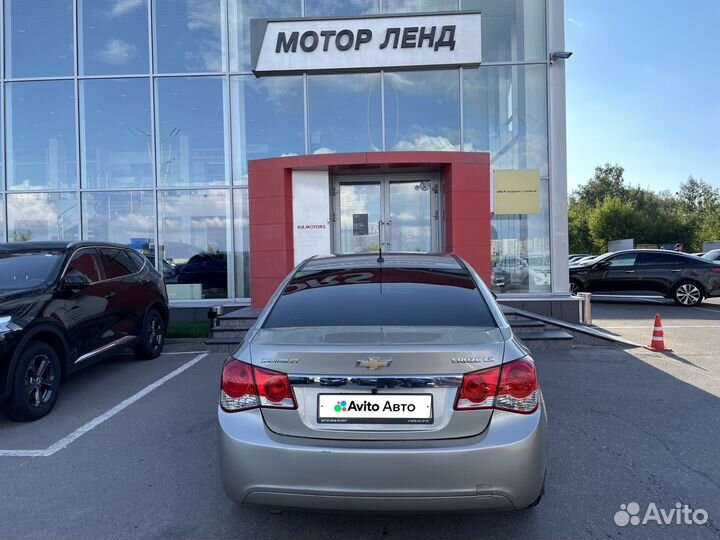 Chevrolet Cruze 1.8 AT, 2011, 168 850 км