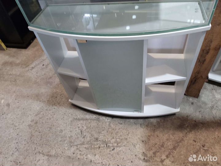 Новый 85 л. С крышкой и с тумбой