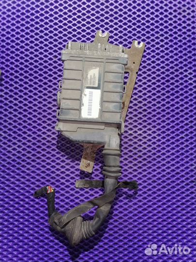 Блок управления двигателем Volkswagen Passat