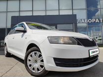 Skoda Rapid 1.6 AT, 2015, 179 001 км, с пробегом, цена 950 000 ру�б.