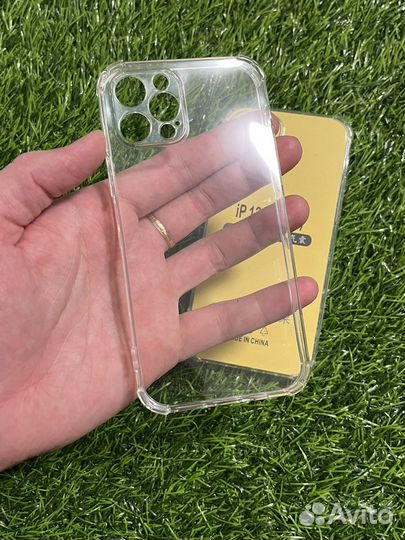 Силиконовый чехол на iPhone 12 Pro