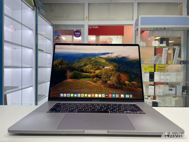 Ноутбук Apple MacBook Pro 16 2019 i7/16/512
