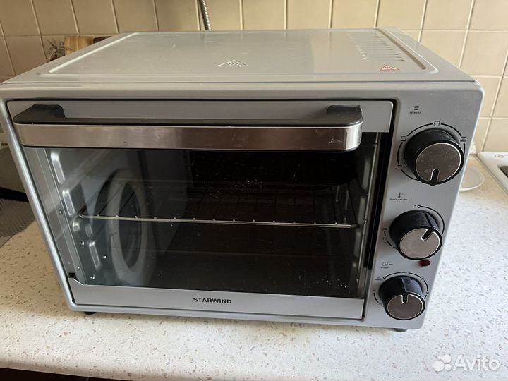 Мини-печь starwind SMO 2004