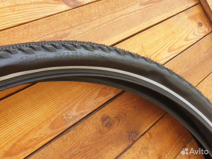 Покрышка Schwalbe Hurricane 29