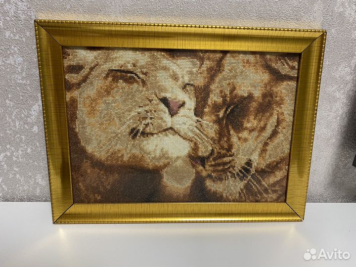 Вышивка крестиком готовая