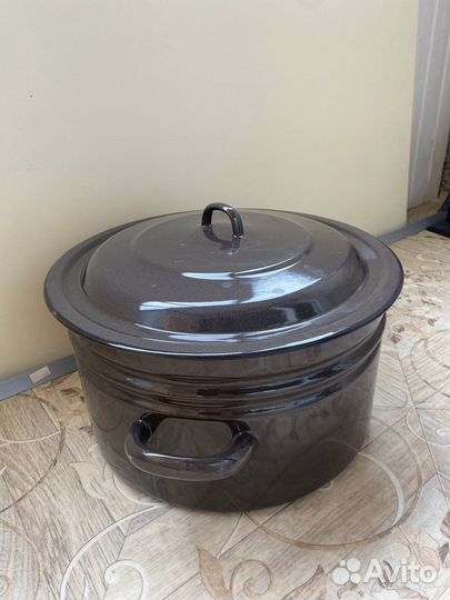 Кастрюля эмалированная 30 литров