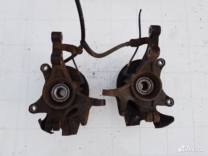 Поворотный кулак в сборе Kia Soul 2010 1.6 МКПП