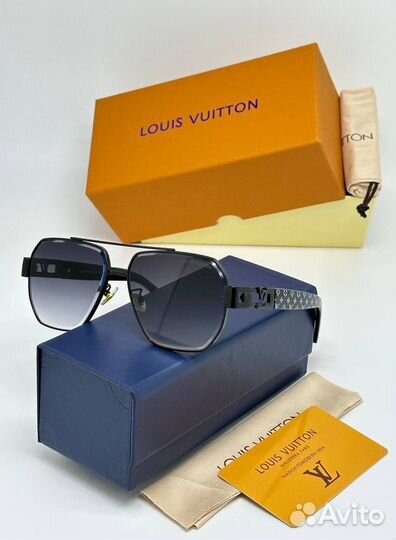 Солнцезащитные очки