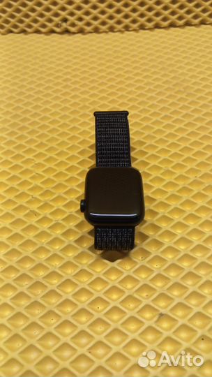 Apple Watch SE 2 (2023), 40 мм, Midnight Al Mid Sp